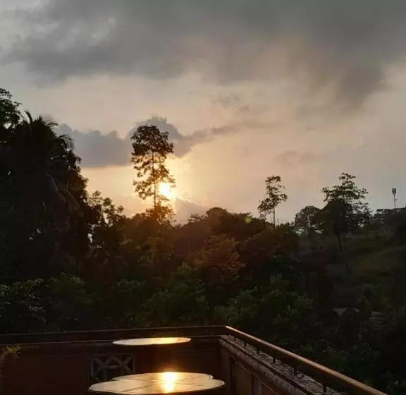 Majatalo Lanka Peter S House Tourist Guest House And Restaurant