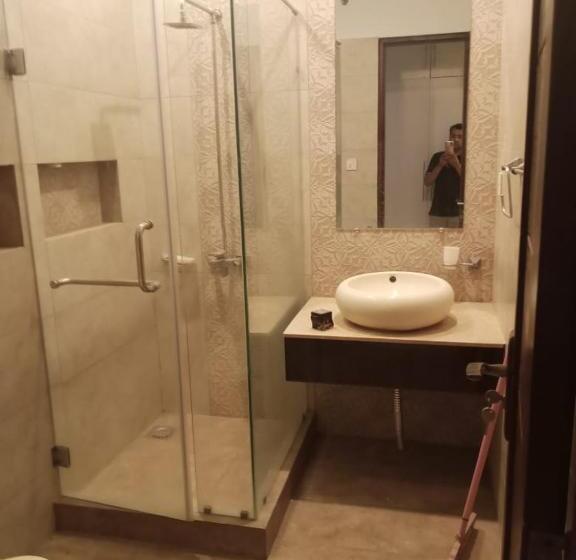 پانسیون New Stay Inn Family Home Guest House Islamabad