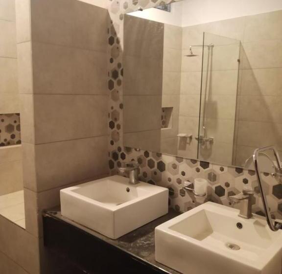 پانسیون New Stay Inn Family Home Guest House Islamabad