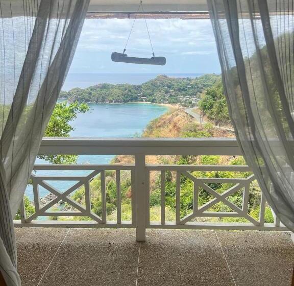 پانسیون Paradise Point Villas