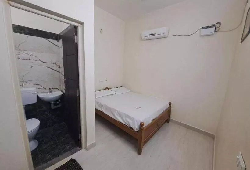 ペンション Puducherry Villa