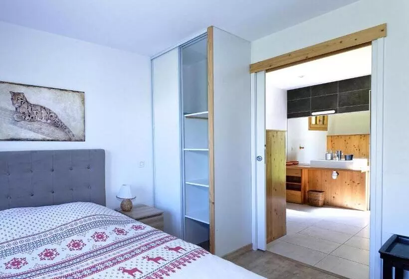 ペンション Séjour Au Domaine Saint Marcel De Félines