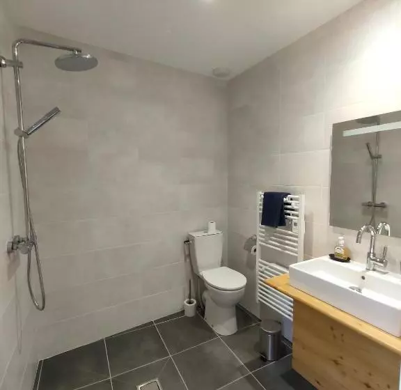 ペンション Séjour Au Domaine Saint Marcel De Félines