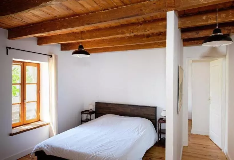 ペンション Séjour Au Domaine Saint Marcel De Félines