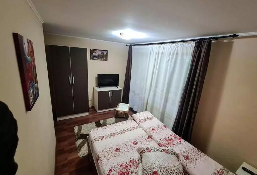 Majatalo Vis De Munte