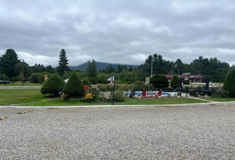 Profile Deluxe Motel