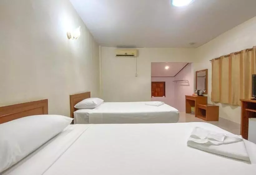 Ranong Resort And Laguna