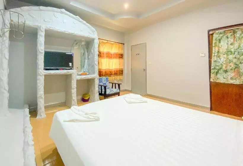 Ranong Resort And Laguna