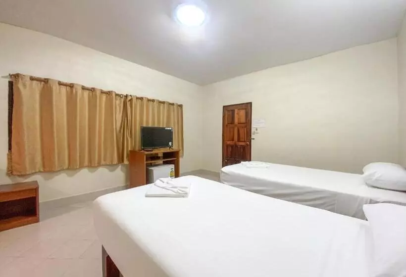 Ranong Resort And Laguna