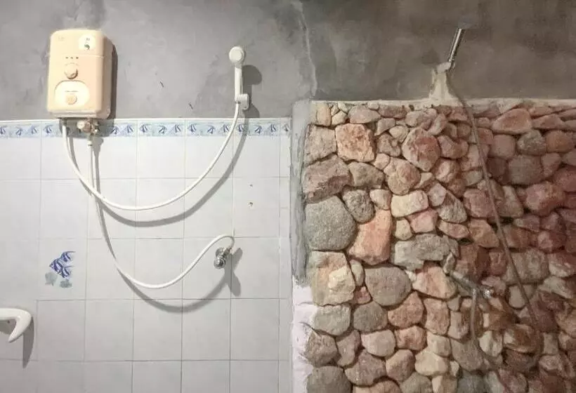 Ranong Resort And Laguna