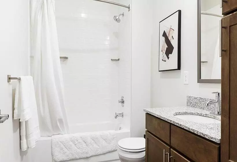 The Landing Apartments By Barsala