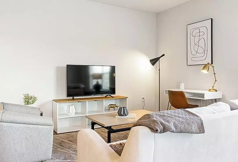 The Landing Apartments By Barsala