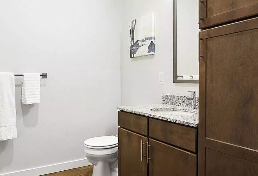 The Landing Apartments By Barsala