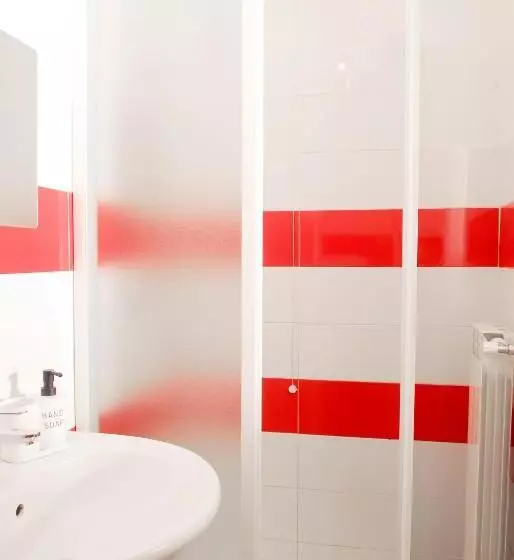 Vara Motel Self Check In