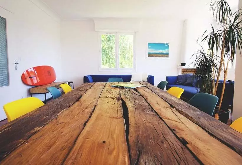 تختخواب و صبحانه Hah Lay Surf House