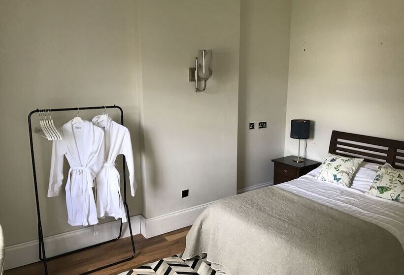 Bed and Breakfast Loder House