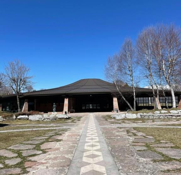 هتل Albergo Slalom