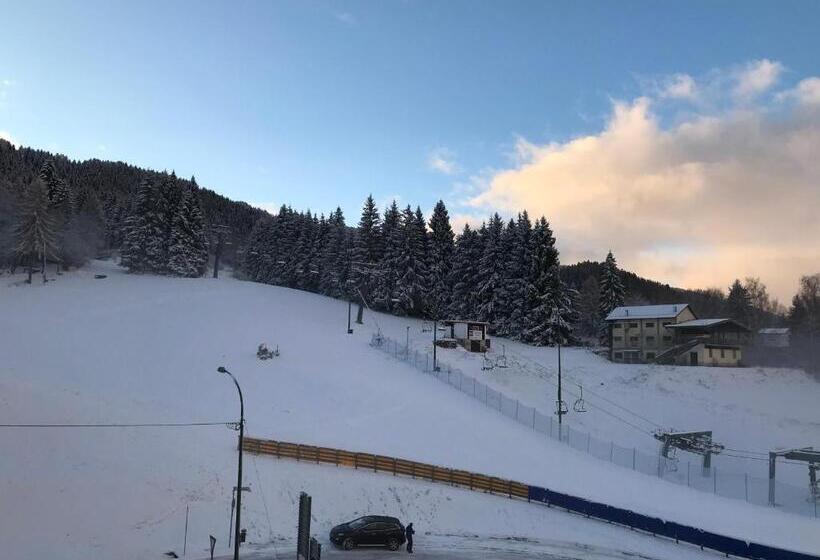 هتل Albergo Slalom