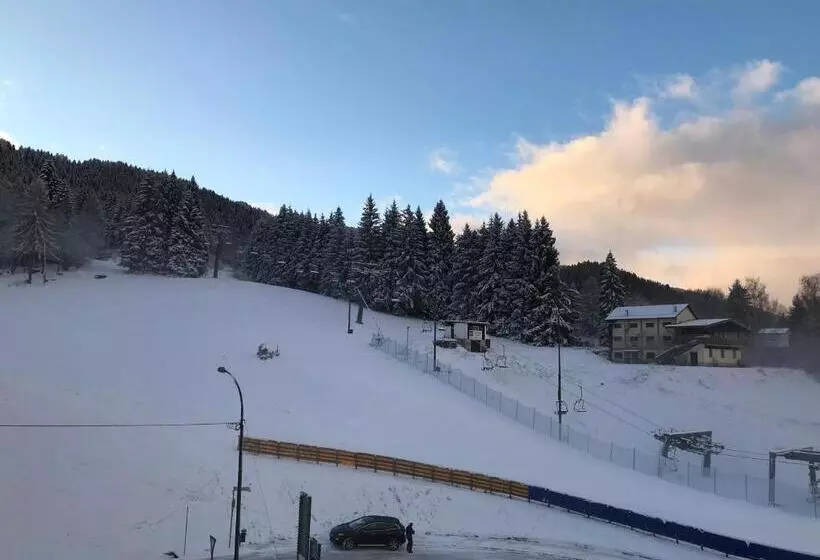 هتل Albergo Slalom