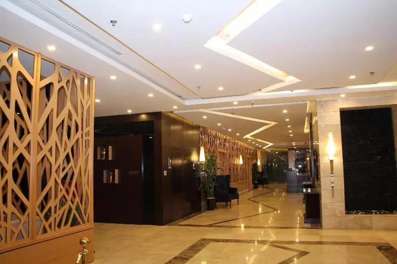 هتل Almuhaidb Residence Al Jubail