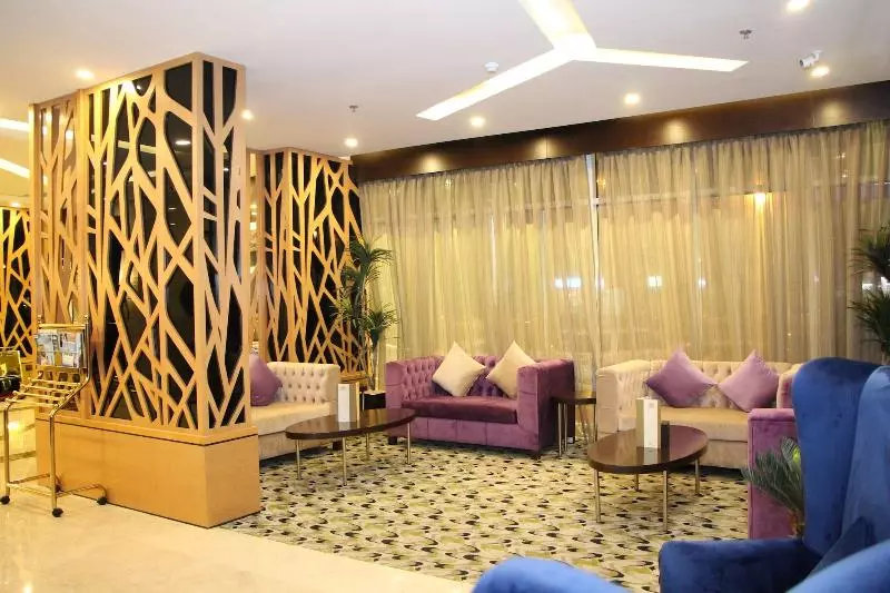 هتل Almuhaidb Residence Al Jubail