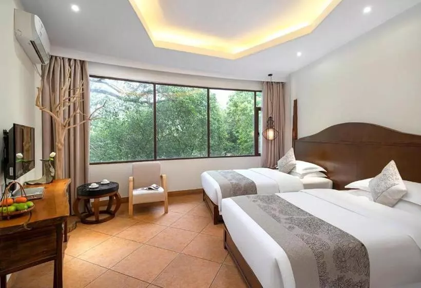 هتل Guilin Crystal Crescent Moon