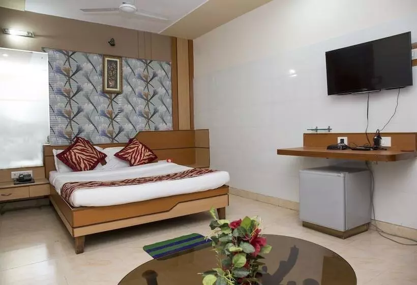 ホテル Oyo Rooms Bajrakabati Road