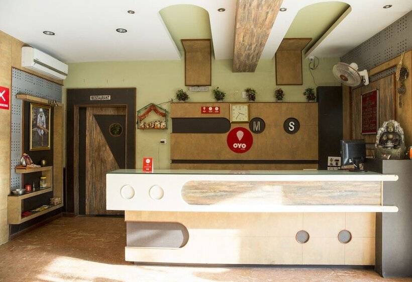 هتل Oyo Rooms Bajrakabati Road