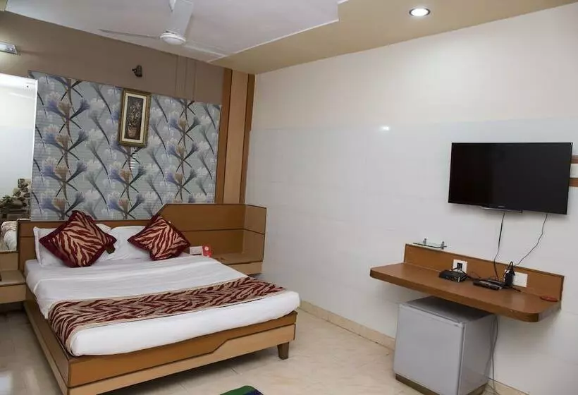 ホテル Oyo Rooms Bajrakabati Road