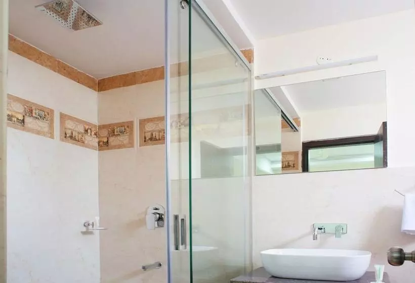Hotelli Treebo Celeste