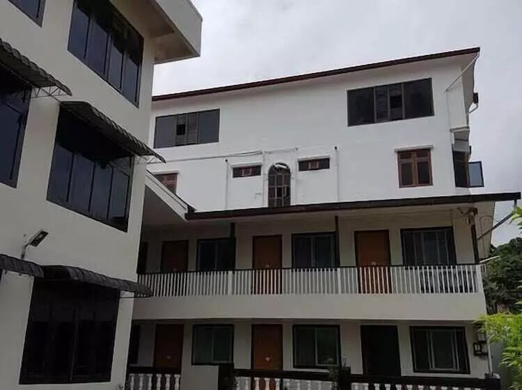 Parami Motel