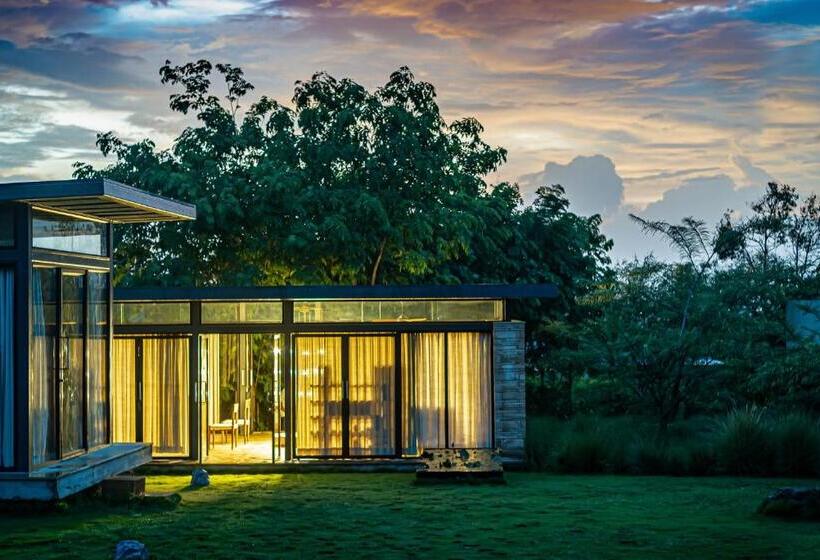 منتجع Woods At Sasan