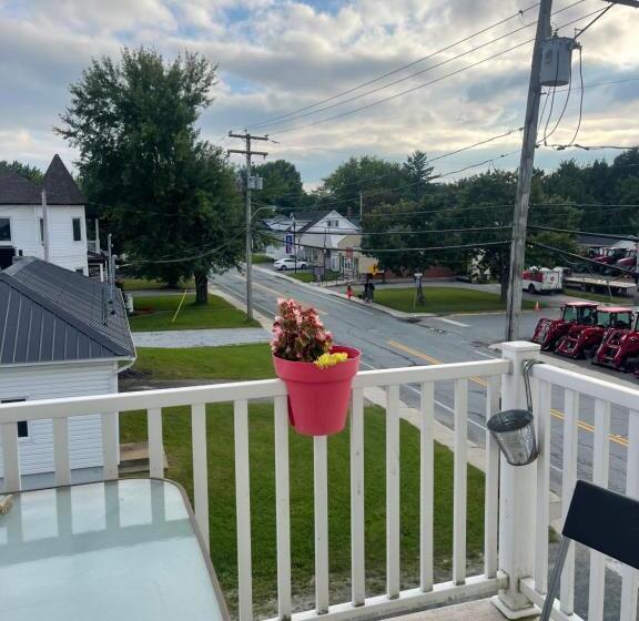 Общежитие Auberge Du Wagon