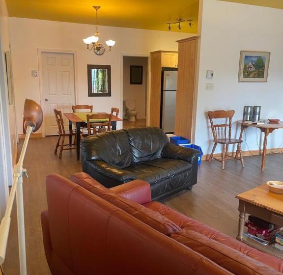 Общежитие Auberge Du Wagon