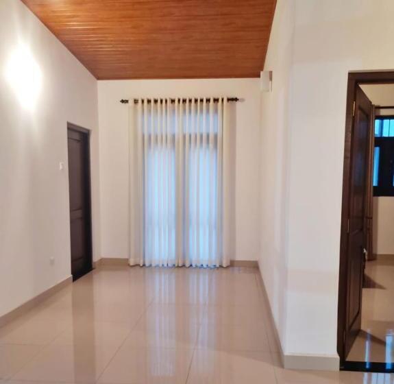 مبيت وإفطار City Villa Negombo