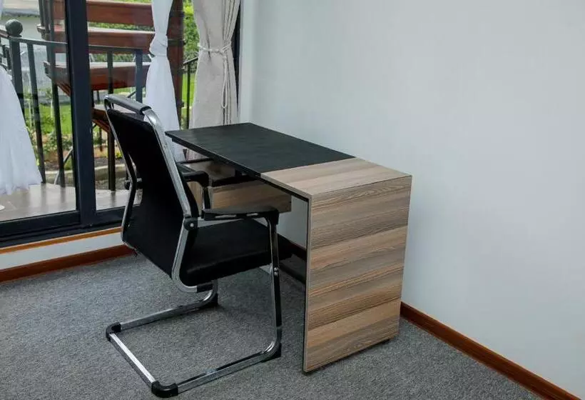 Fortunas Resort With Inside Parking