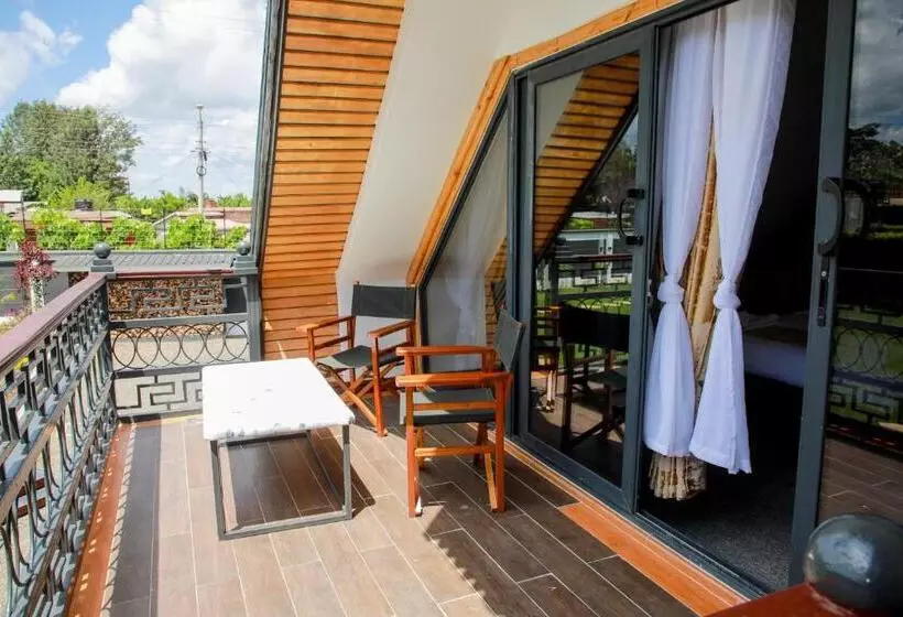 Fortunas Resort With Inside Parking