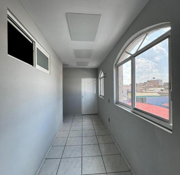 Отель Basílica