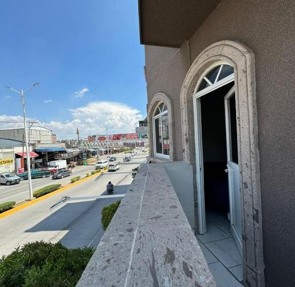 Отель Basílica