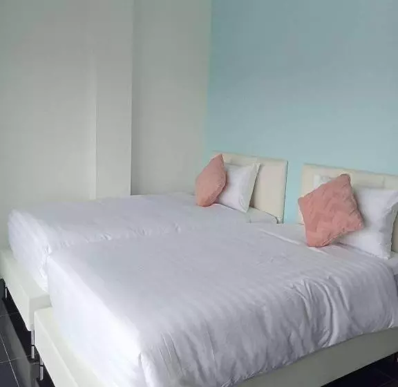 J Boutique Hotel เจ บูทีค โฮเทล