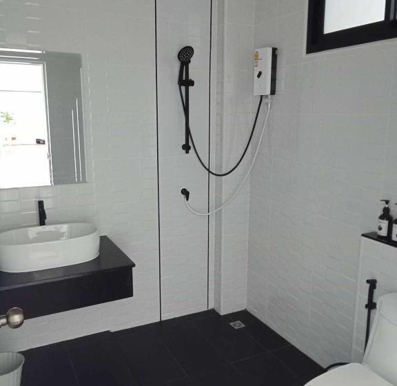 J Boutique Hotel เจ บูทีค โฮเทล