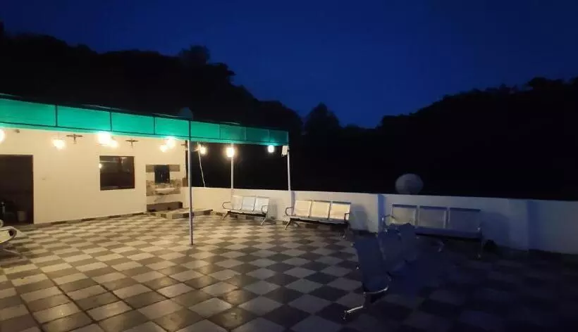Paradise Inn