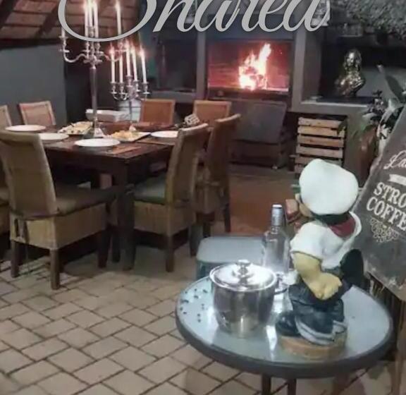 پانسیون The Lion Room At Frederick S Place