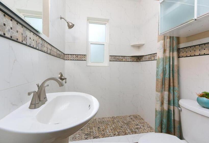 منتجع Tropic Terrace