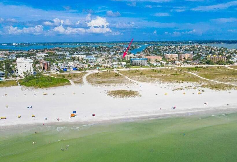 منتجع Tropic Terrace