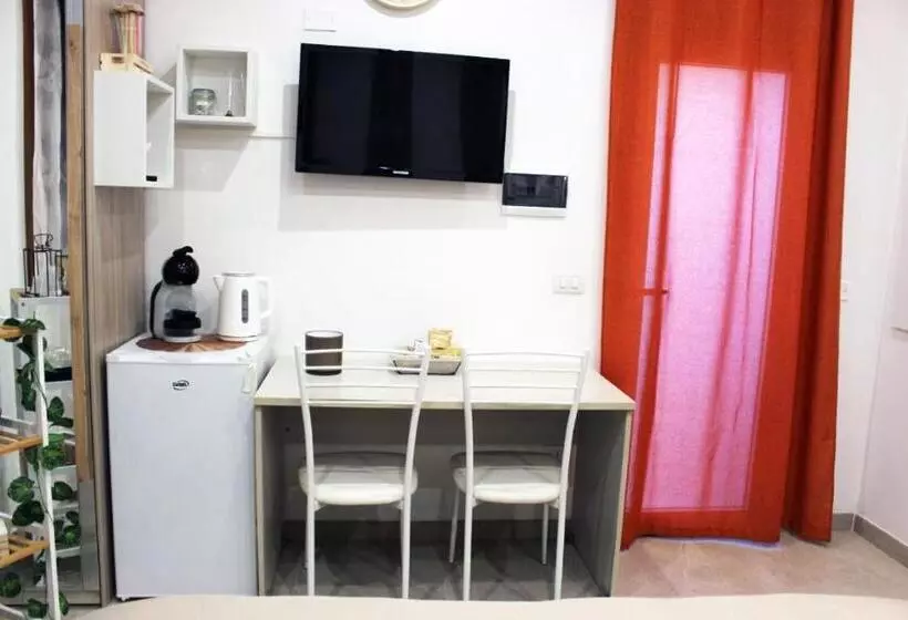 Aamiaismajoitus (B&B) Beb Cuore Del Salento