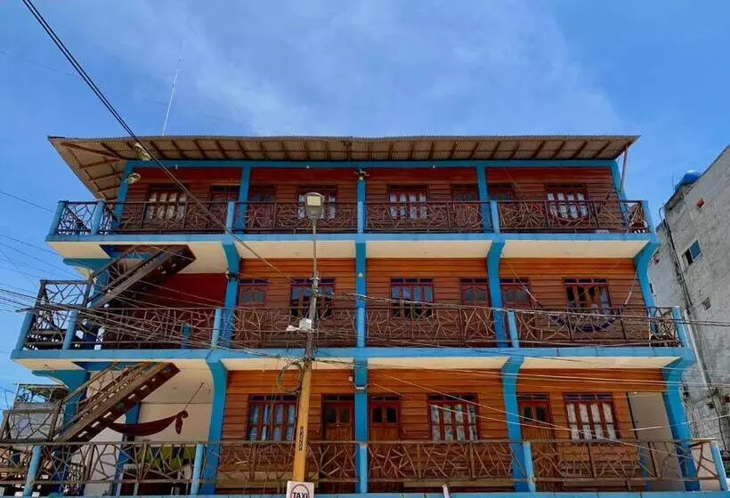 هتل Habitaciones Diegomar