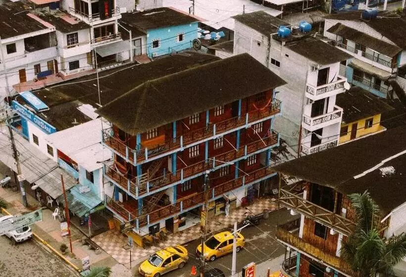 هتل Habitaciones Diegomar
