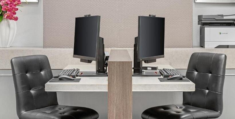 Hotel Las Vegas Desert Blue By Hellovacay