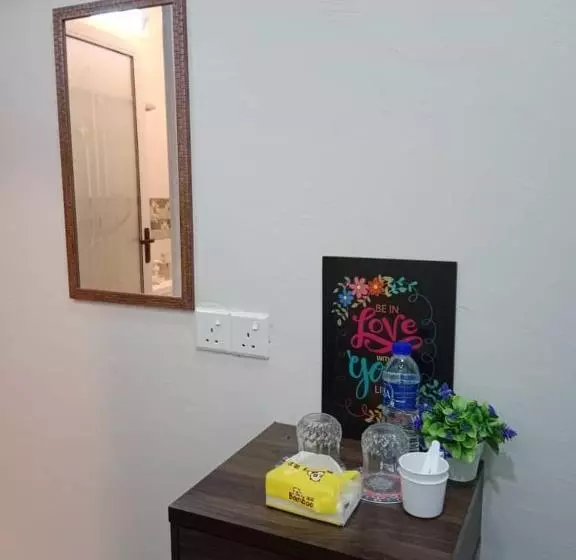 Hotelli Nafeeza Roomstay